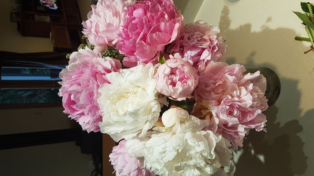 Create Your Own Bouquet image 1